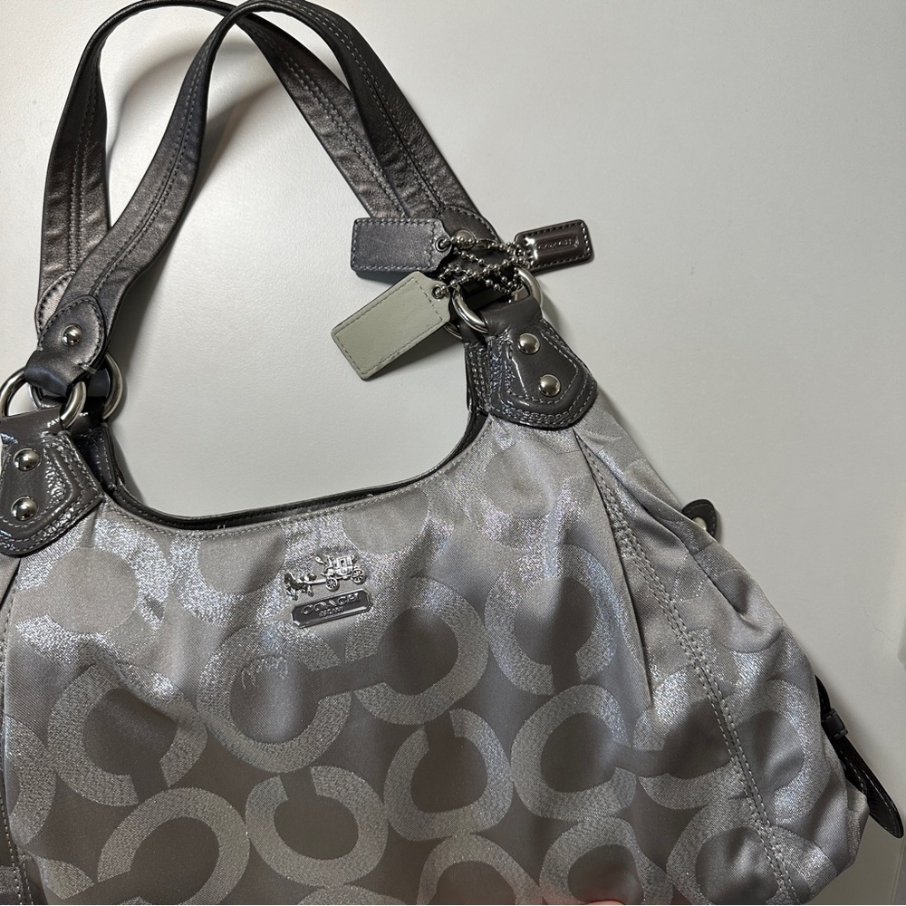 Vintage 2010s Coach shoulder bag